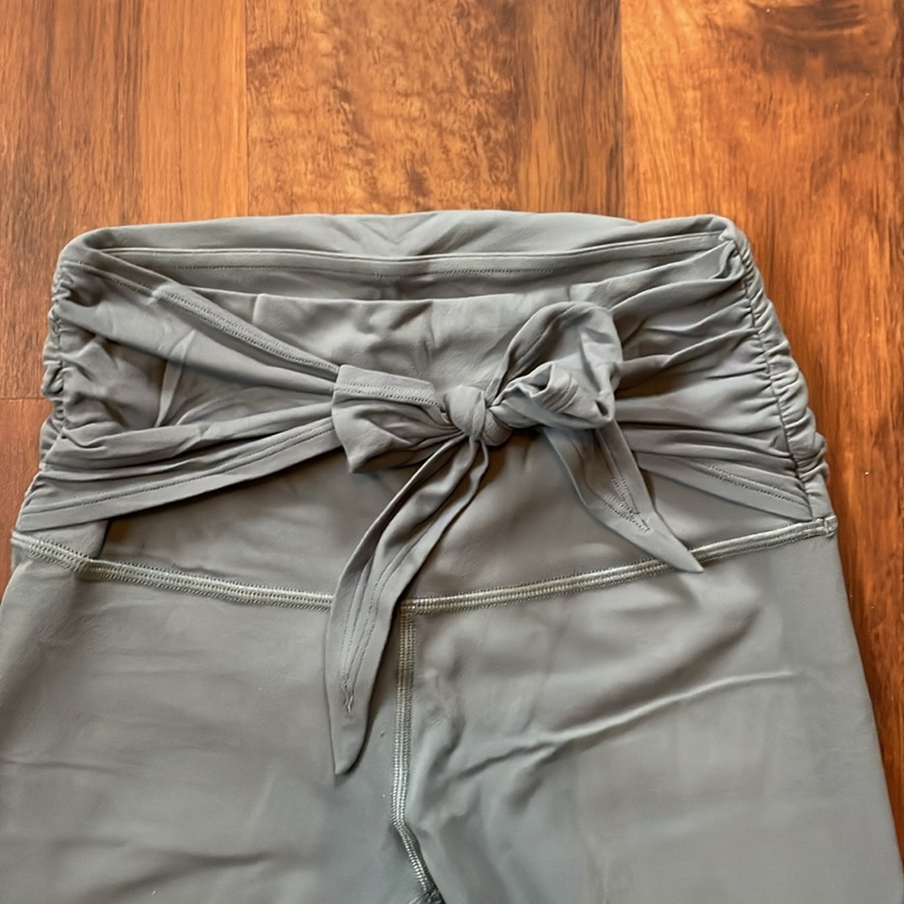 Lululemon Align - Picture 2 of 3